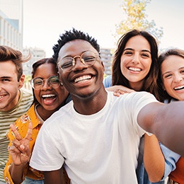 Invisalign patient in Nepean out with friends