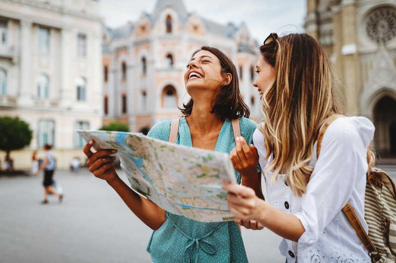 Invisalign patient traveling with a friend